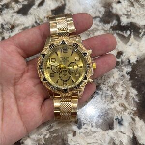 Zhowe Gold Watch